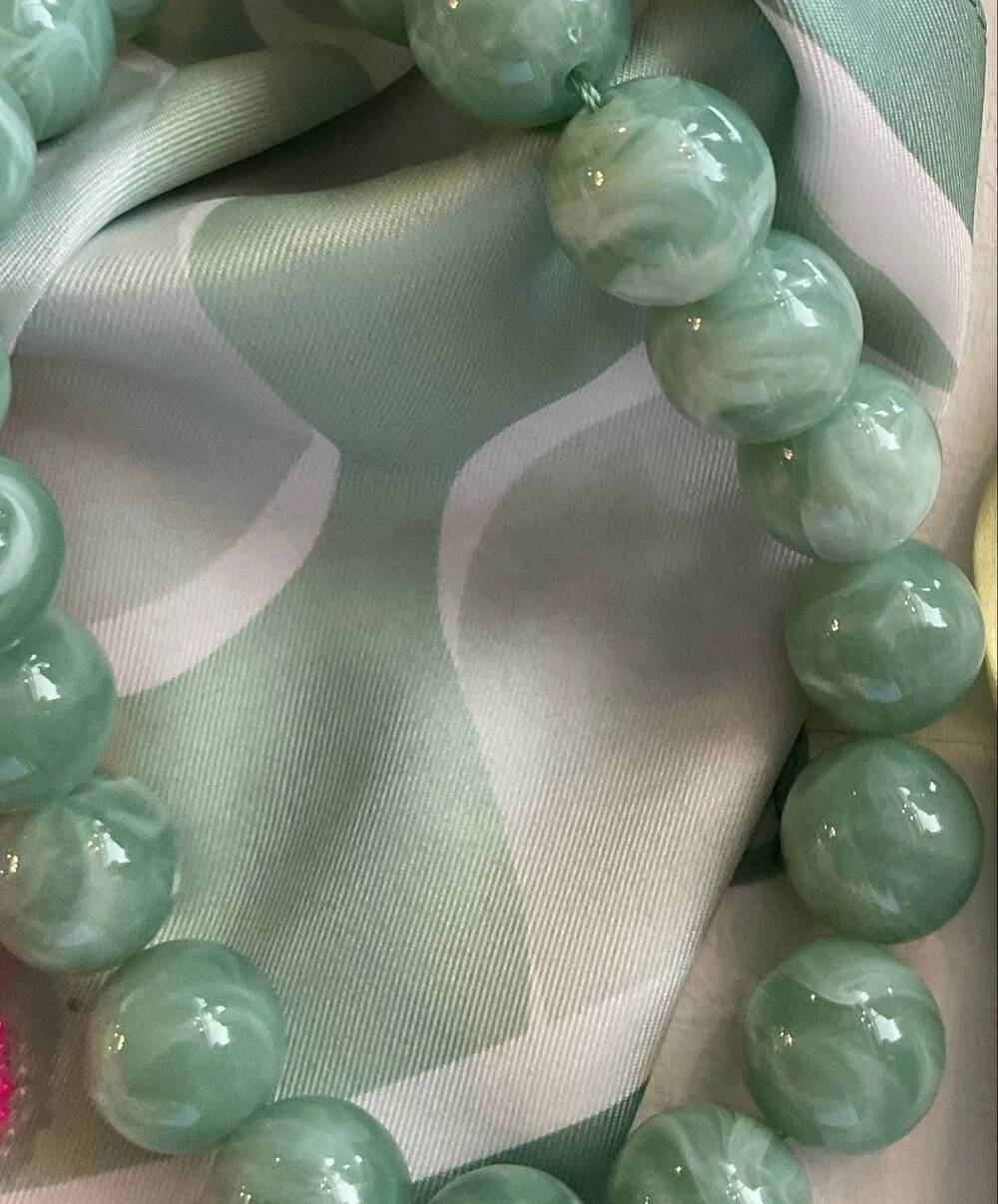 NEW HART DESIGNS women's vibrant scarf in abstract green
